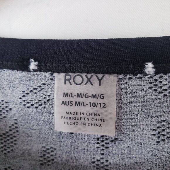 Roxy Long Sleeve Top Size Juniors M / L Activewear Seamless Running Surfing - Picture 3 of 4